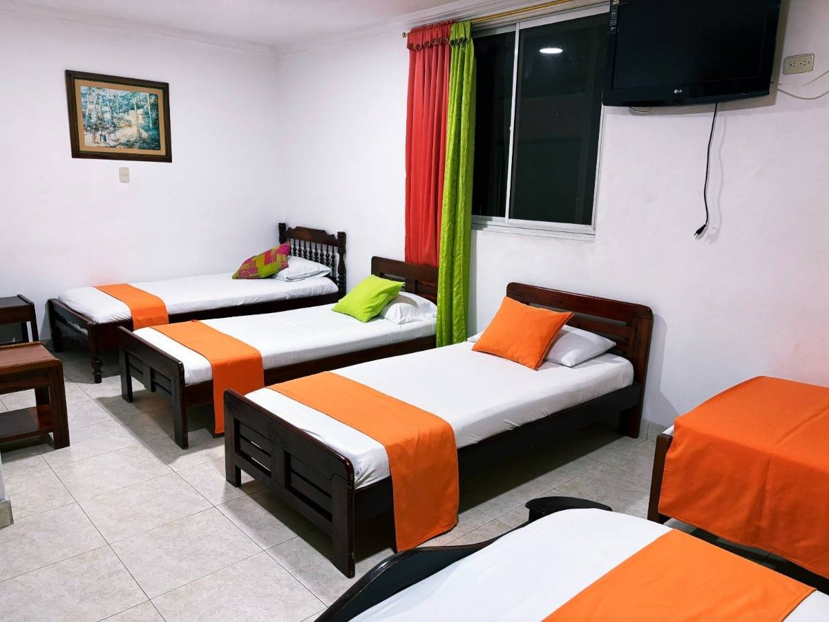 Habitación Familiar — Hotel C Villa Plaza