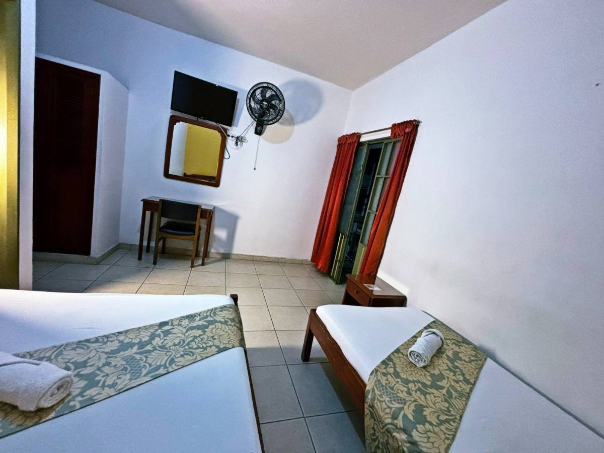 Habitación Triple — Hotel C Villa Plaza
